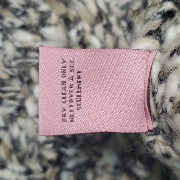 Anthropologie Hand Knit by Dollie Chunky Cardigan - Picture 9 of 9